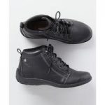 Free Step Lace-up Boot