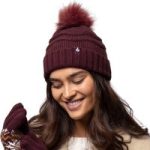 Ladies Cotswold Pom Pom Hat – Wine